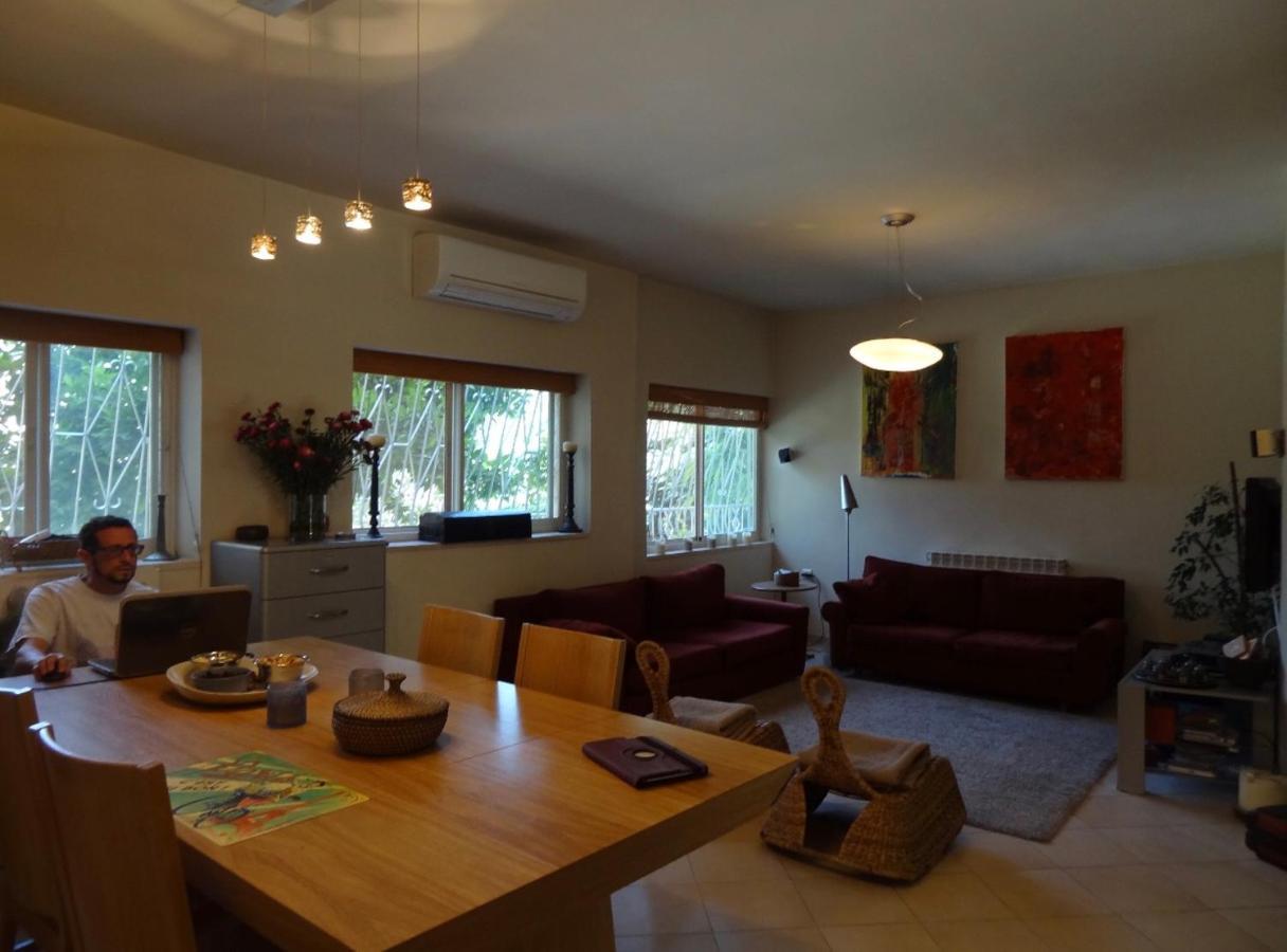 1 Or 2 Rooms With Breakfast And Parking Jerusalém Exterior foto